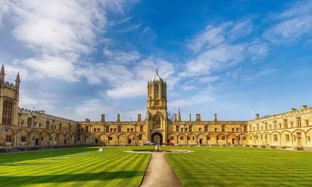 英国学术TOP 15的大学中，拥有很美景致的竟然是这所...