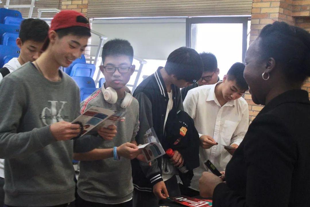 祝贺上海诺美学校第二届大学展圆满落幕！ Successfully held NAIS Second College Fair图片_4194303