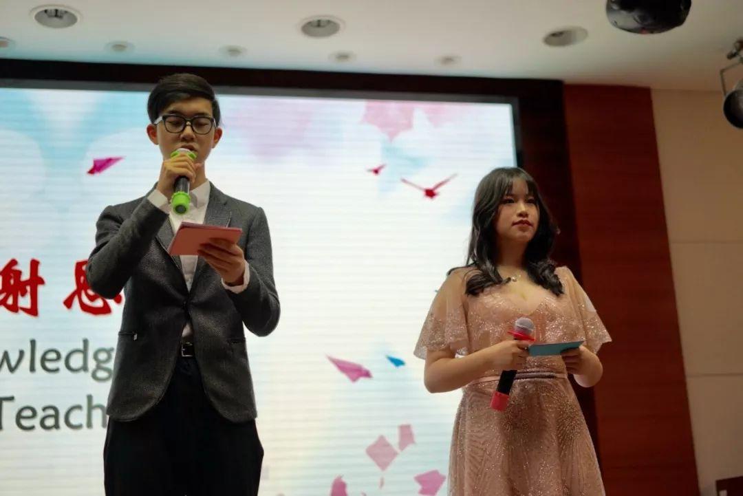 青春无悔凌云志,岁月留痕西位情 | 记西南位育中学国际部2019届毕业典礼暨成人仪式图片_1023 青春无悔凌云志,岁月留痕西位情 | 记西南位育中学国际部2019届毕业典礼暨成人仪式图片_1023
