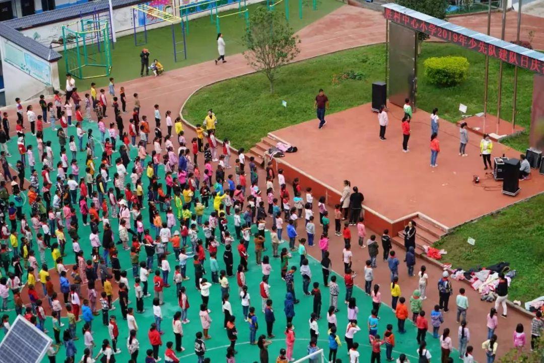 为爱守护，益行青春 | 记西南位育中学国际部2019学年元阳公益行助学活动 3图片_3