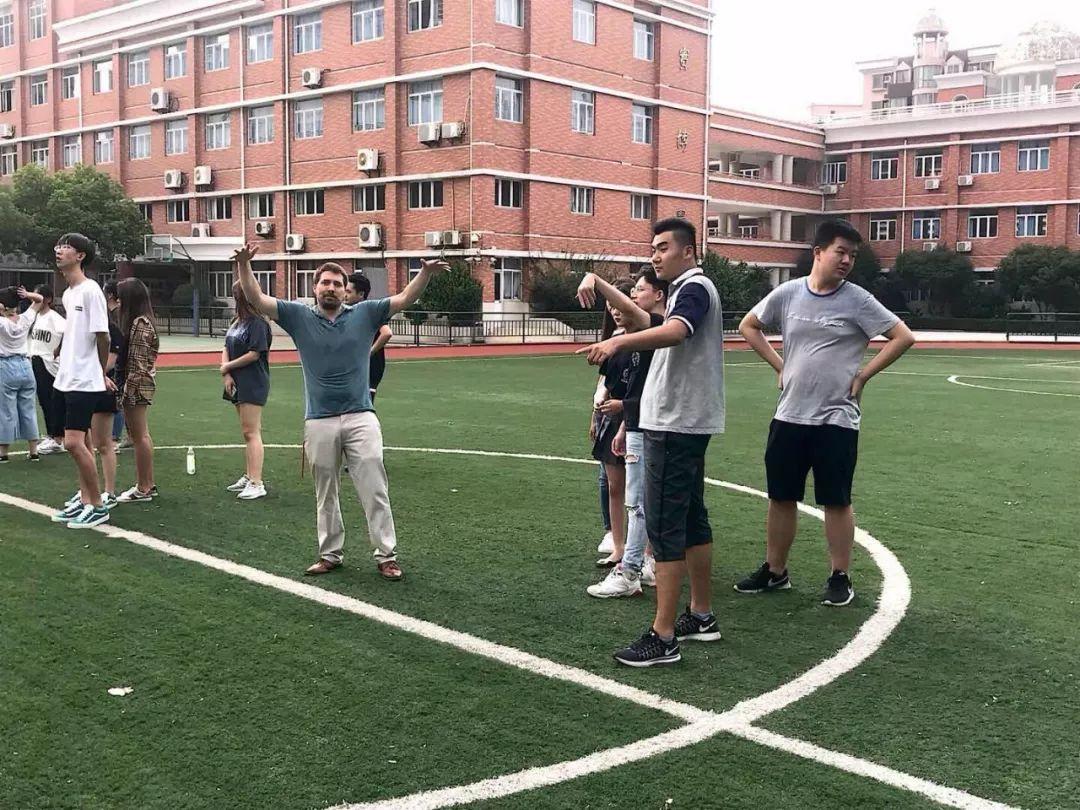 St.Mary's • Jinhua  纸制品环保体育运动课堂图片_16777215