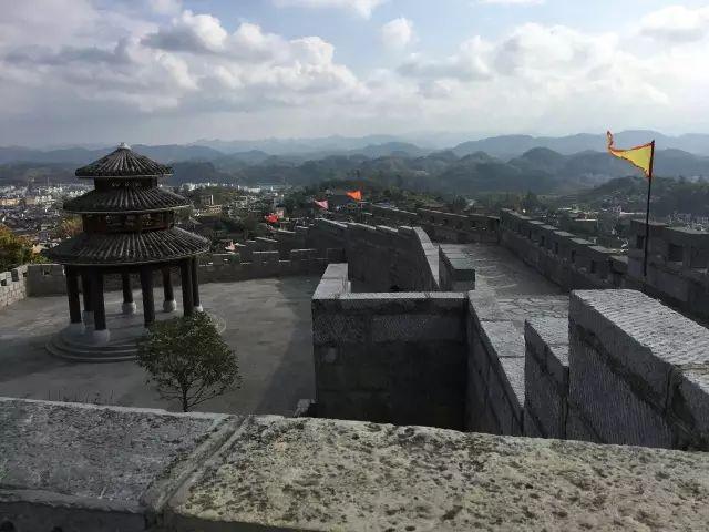 不忘初心，重走长征路——国际部美加秋季游学贵州行图片_16777215