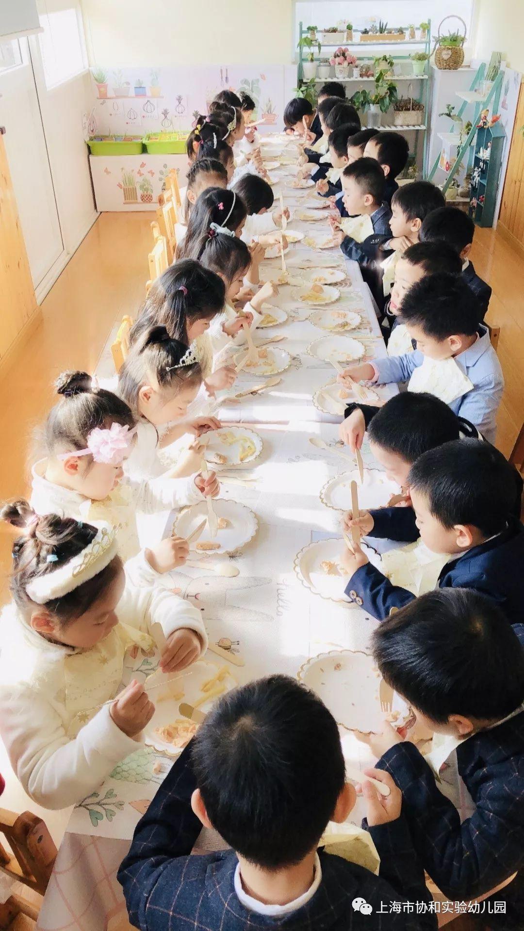 快乐聚餐 快乐迎新图片_8796093022207 快乐聚餐 快乐迎新图片_8796093022207