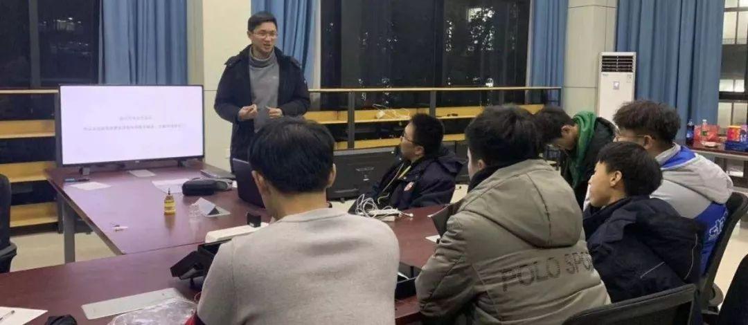 剑桥国际高中“未来交通”AI编程课程正式上线！图片_1023