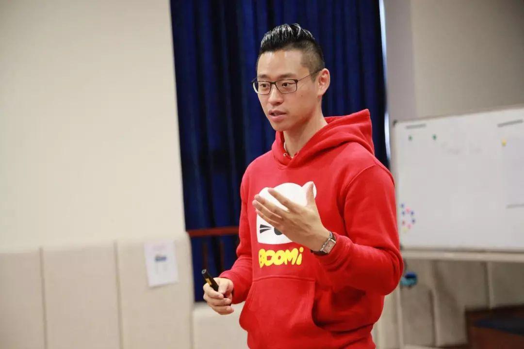 Trevor Lai Visitng Author图片_1 Trevor Lai Visitng Author图片_1