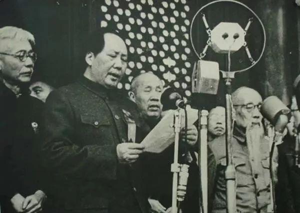 庆祖国七十华诞,抒心中激扬情怀 | 记西南位育中学国际部庆祝中华人民共和国成立70周年系列活动图片_3 庆祖国七十华诞,抒心中激扬情怀 | 记西南位育中学国际部庆祝中华人民共和国成立70周年系列活动图片_3