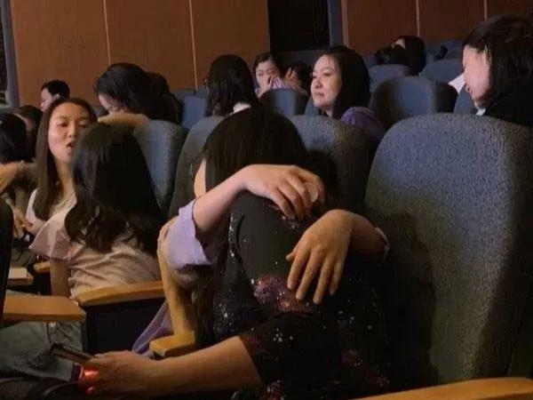 #Mother & Daughter night# 你的成长和青春，我们用爱呵护图片_67108863