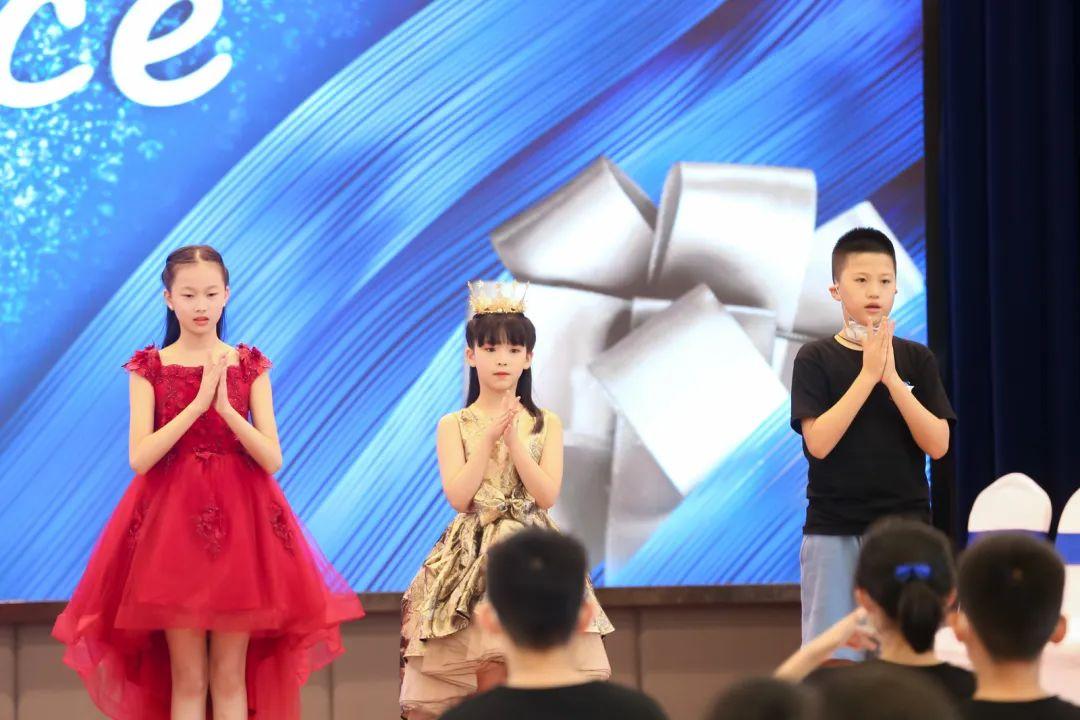 我们从这里出发——世外小学融合部五年级毕业典礼图片_268435455 我们从这里出发——世外小学融合部五年级毕业典礼图片_268435455