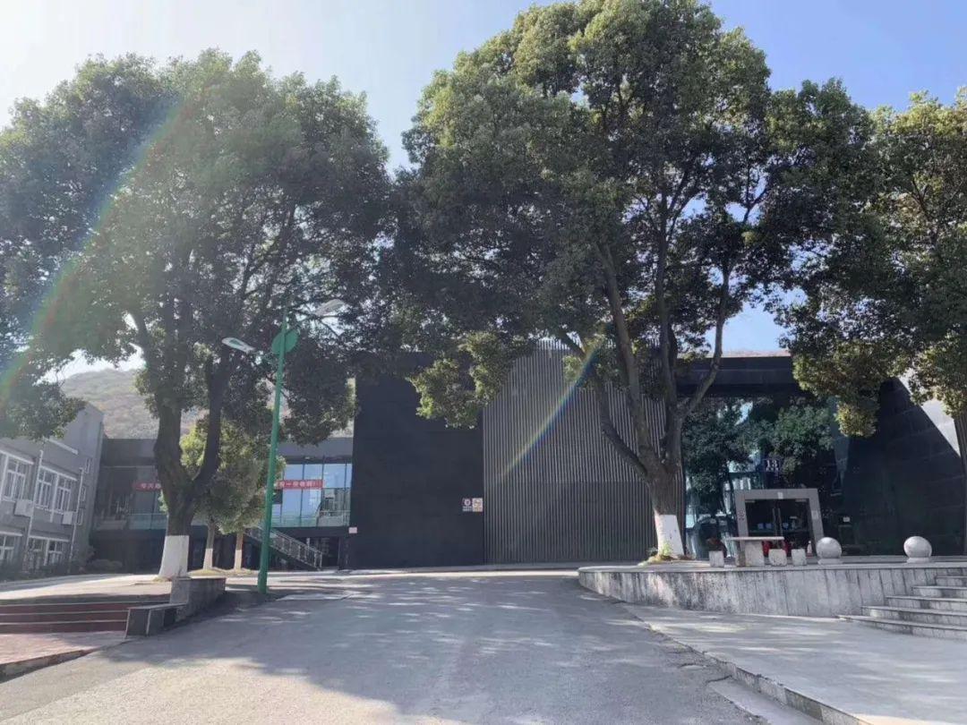 @光华学子，快来找你的专属思念瓶，把对学校思念装进去！记得截图发圈哦~图片_34359738367
