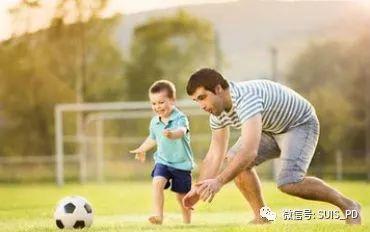 父母与孩子之间交流的艺术图片_8191
