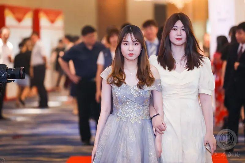 心怀感恩，筑梦远航 |2020届光华剑桥毕业典礼图片_511