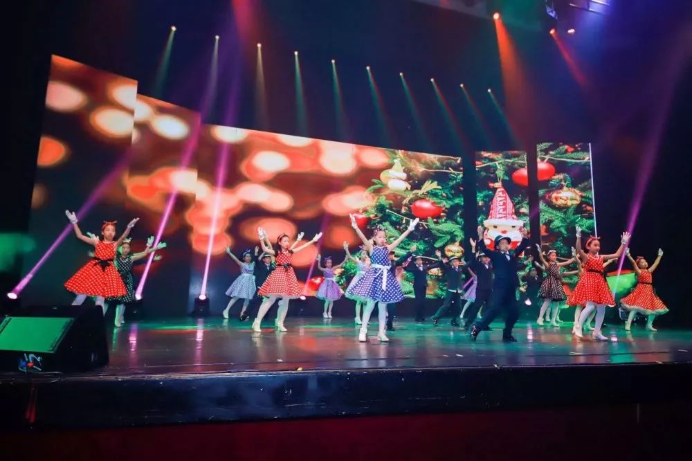 Seasons of Love——上海市实验学校国际部圣诞联欢活动图片_33554431