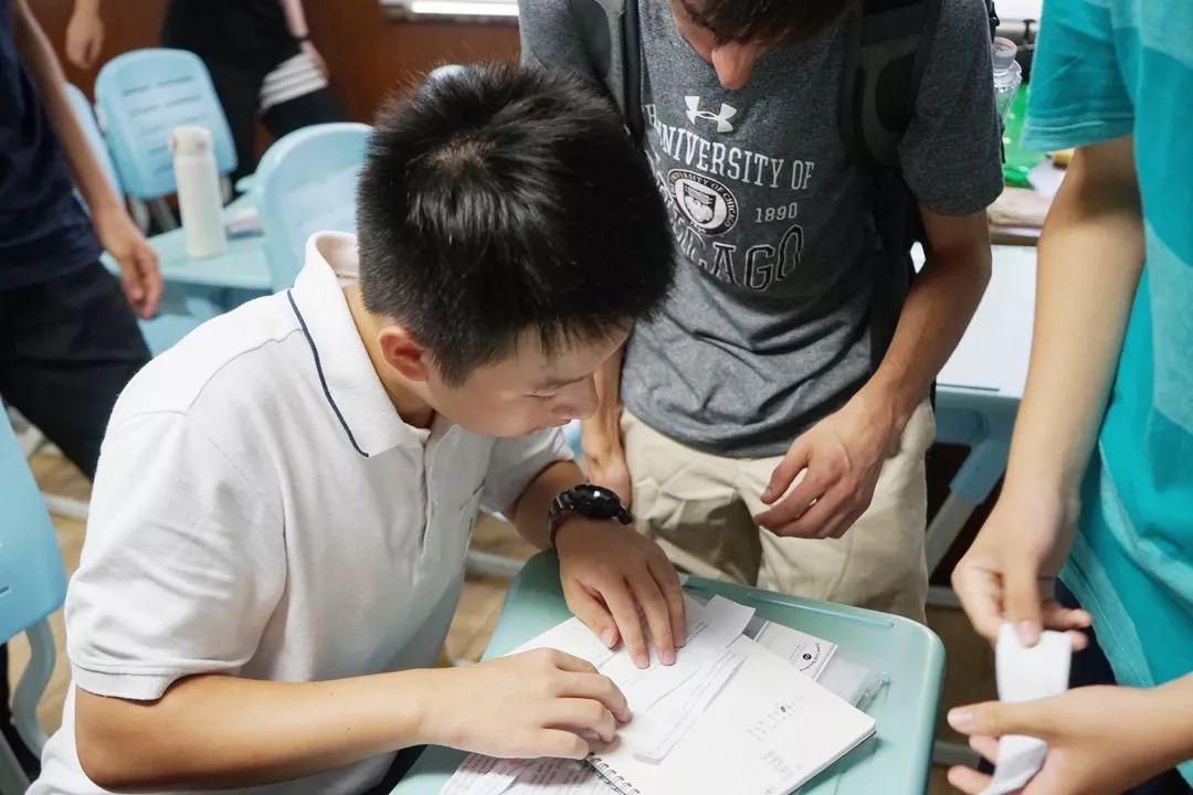 打破坚冰,同心而行 | 记西南位育中学国际部破冰活动 3图片_33554431 打破坚冰,同心而行 | 记西南位育中学国际部破冰活动 3图片_33554431