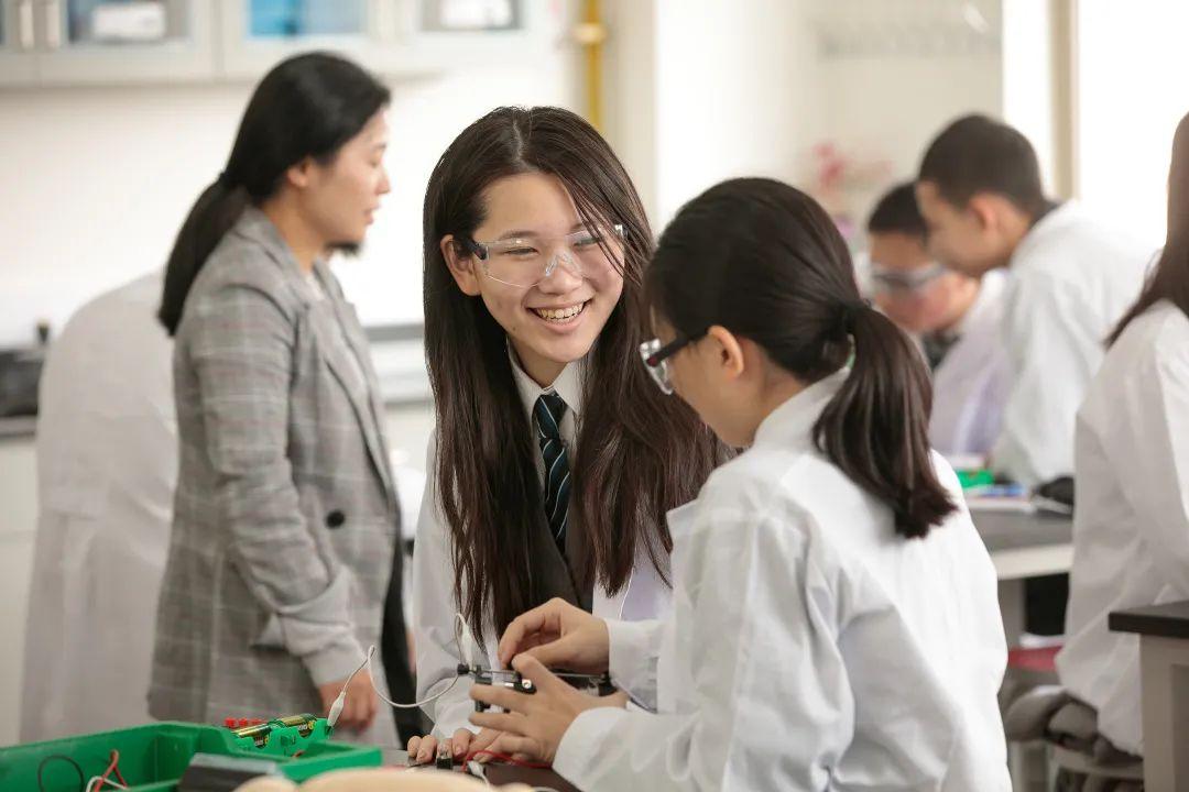 诺德安达中国学子的成功之路Nord Anglia Students Achieve to Global Success图片_127 诺德安达中国学子的成功之路Nord Anglia Students Achieve to Global Success图片_127