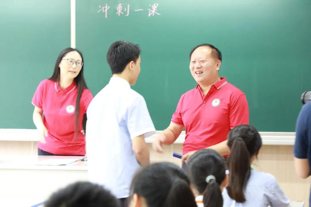 2020的后浪,不是一个人在战斗!——尚德初三年级中考加油!图片_34359738367 2020的后浪,不是一个人在战斗!——尚德初三年级中考加油!图片_34359738367