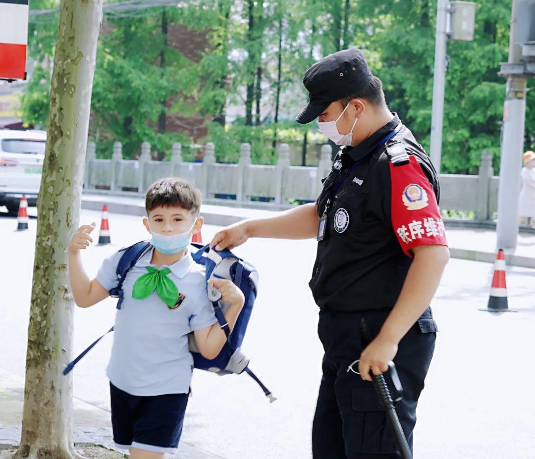 孩子们都回来了!这令人难忘的一天图片_63 孩子们都回来了!这令人难忘的一天图片_63