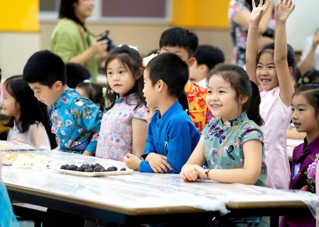 月映协和分外圆,中秋节快乐 | Let's celebrate the Mid-Autumn Festival!图片_1023 月映协和分外圆,中秋节快乐 | Let's celebrate the Mid-Autumn Festival!图片_1023