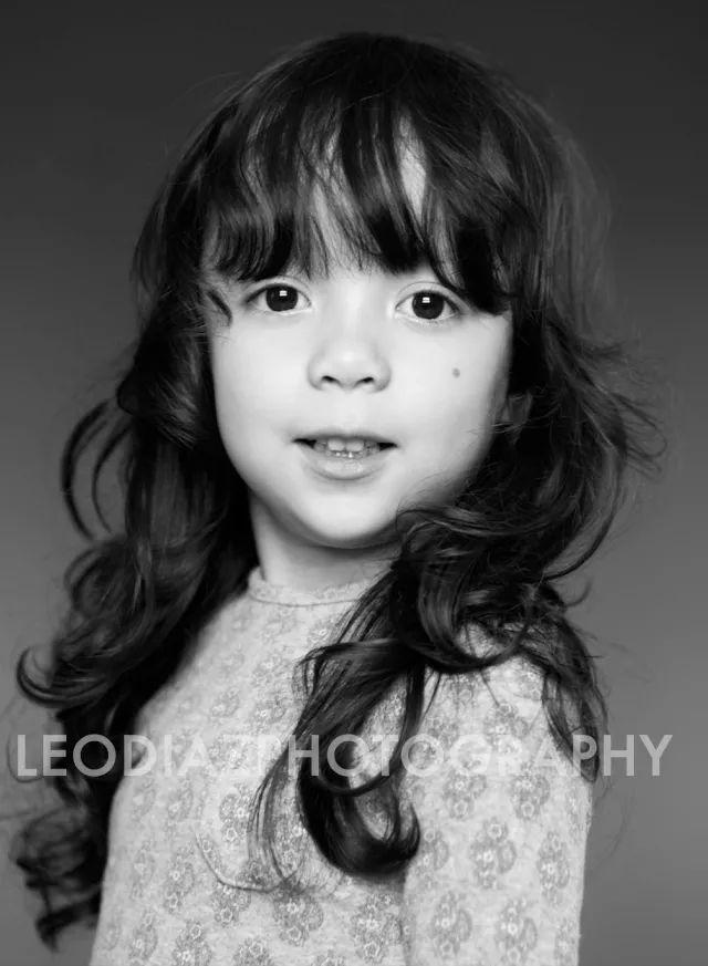 Ordering Now! Yearbook and Personalized Photo Album Package!图片_524287