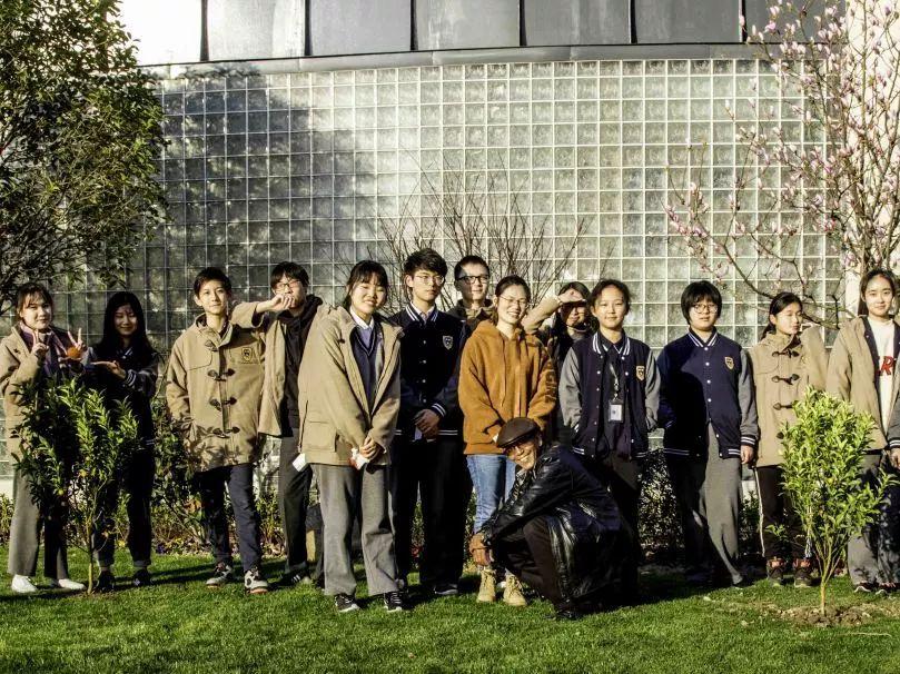 当人们都在关注电子烟对青少年的侵害时,我们更重视从德育根本开始!图片_4095 当人们都在关注电子烟对青少年的侵害时,我们更重视从德育根本开始!图片_4095