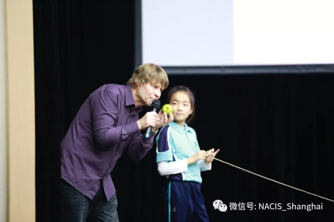 有趣的书展和美妙的学习体验 Book Fair and Author Visit: Nick Arnold图片_33554431