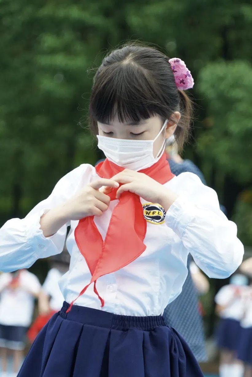 时刻准备着——世外小学二年级入队仪式图片_1048575 时刻准备着——世外小学二年级入队仪式图片_1048575
