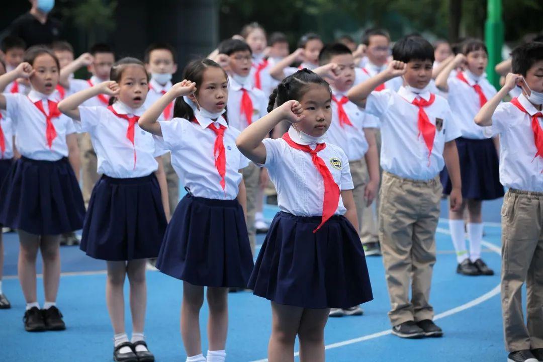 时刻准备着——世外小学二年级入队仪式图片_274877906943 时刻准备着——世外小学二年级入队仪式图片_274877906943