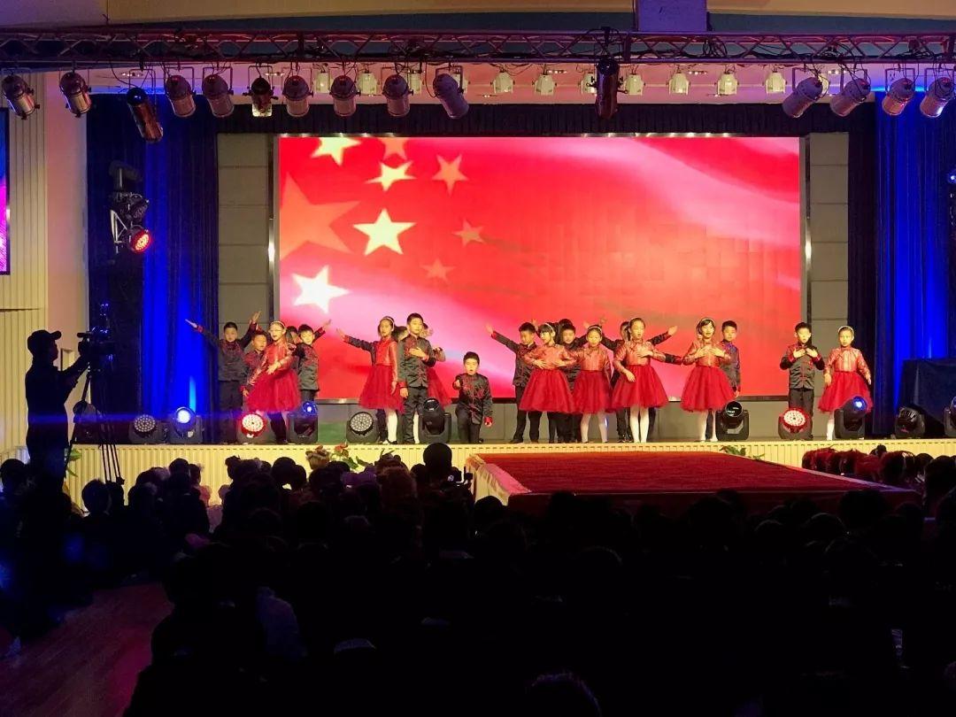 倾听音乐的声音——记双语部四年级迎新活动图片_2047 倾听音乐的声音——记双语部四年级迎新活动图片_2047
