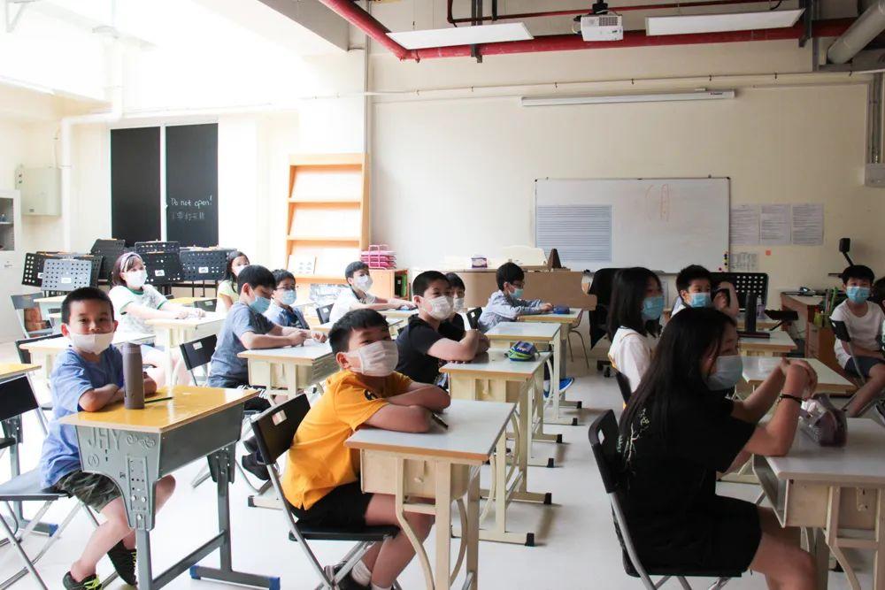 All aboard! All Grades Return to School 全年龄段返校!丨时隔120天,让我们重启美好时光图片_1048575 All aboard! All Grades Return to School 全年龄段返校!丨时隔120天,让我们重启美好时光图片_1048575