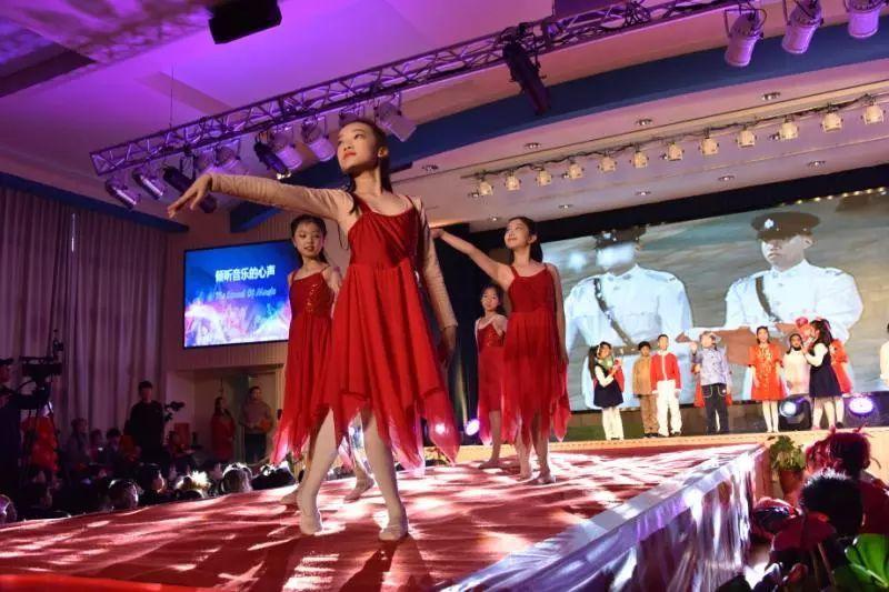 世外小学2019年"倾听音乐的心声”主题迎新活动图片_11150372599265311570767859136324180752990207 世外小学2019年"倾听音乐的心声”主题迎新活动图片_11150372599265311570767859136324180752990207
