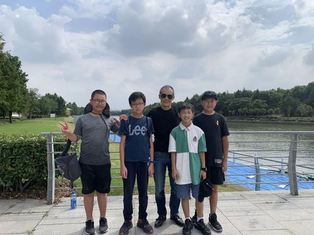 王石先生莅临德英乐青少年赛艇基地图片_31 王石先生莅临德英乐青少年赛艇基地图片_31