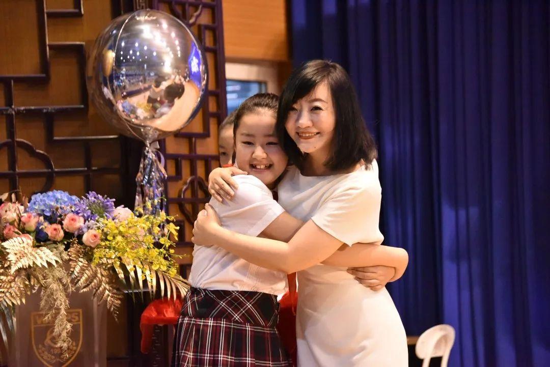 以梦为马，不负韶华——世外小学境内部五年级毕业典礼图片_134217727