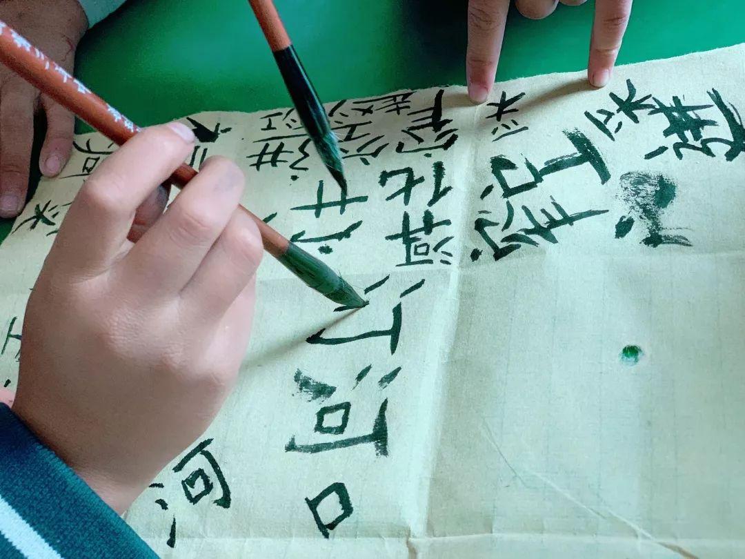 为爱守护，益行青春 | 记西南位育中学国际部2019学年元阳公益行助学活动 3图片_262143