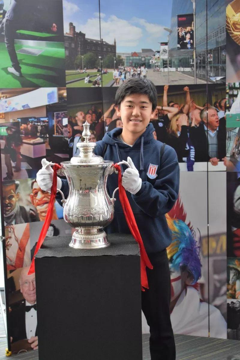 Stoke City FC at WISS Travel to the UK图片_7 Stoke City FC at WISS Travel to the UK图片_7