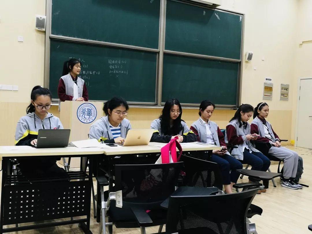 芝兰玉树,生于庭阶——记学生会第一次全体会议图片_15 芝兰玉树,生于庭阶——记学生会第一次全体会议图片_15