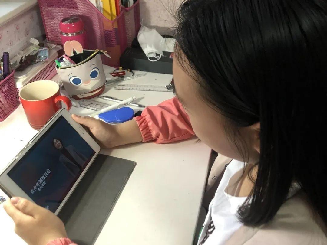 不忘初心,牢记使命 2019—2020学年 “绽放战役青春 建功而立浦东”主题团日活动暨新团员入团仪式图片_131071 不忘初心,牢记使命 2019—2020学年 “绽放战役青春 建功而立浦东”主题团日活动暨新团员入团仪式图片_131071