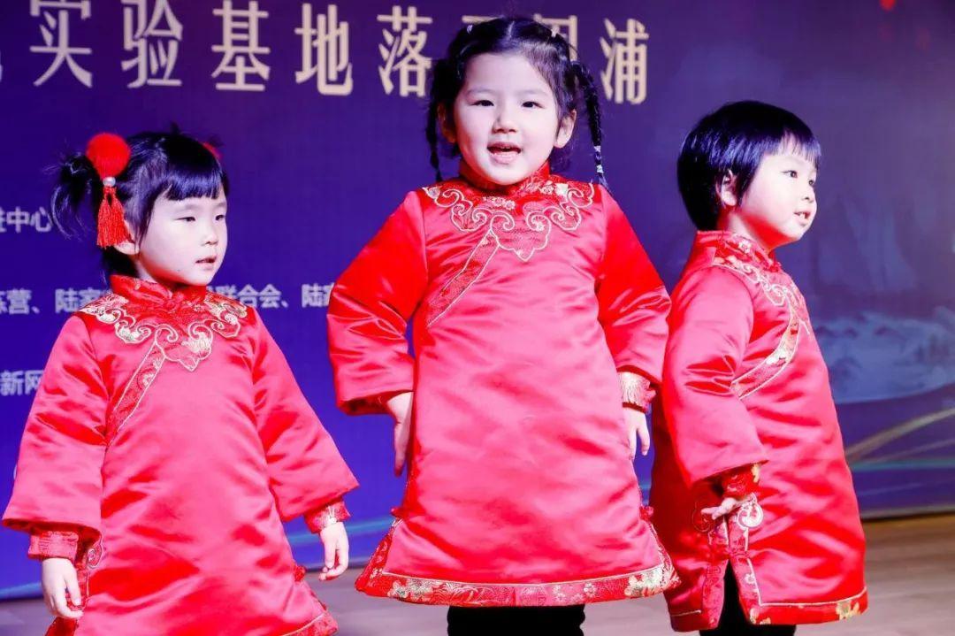 弘扬中国文化精神,德英乐教育一脉相承—— “中华小传人”传统文化实验基地落子周浦图片_127 弘扬中国文化精神,德英乐教育一脉相承—— “中华小传人”传统文化实验基地落子周浦图片_127