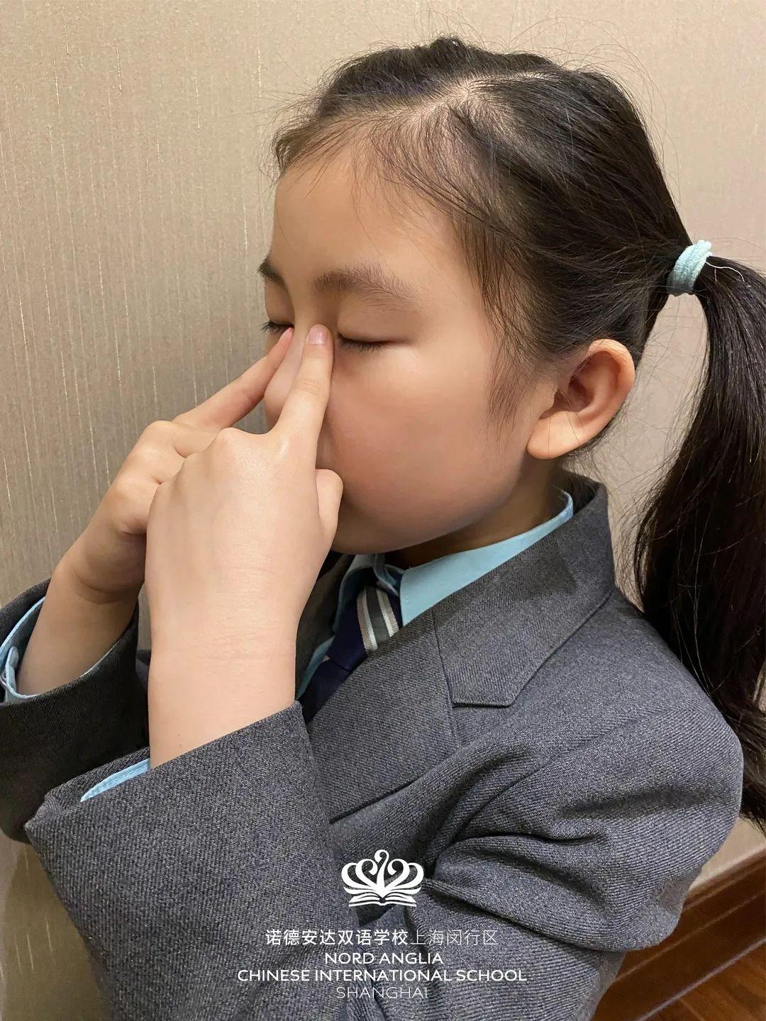 家长分享 | 疫情当下,如何健康用眼?How can we use our eyes healthily?图片_1023 家长分享 | 疫情当下,如何健康用眼?How can we use our eyes healthily?图片_1023