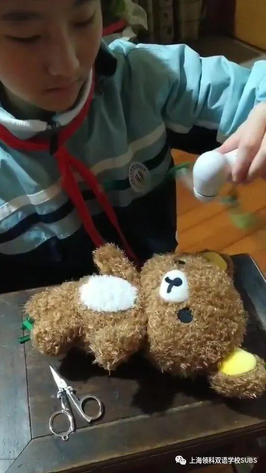 科学点亮了孩子们的世界!——领科双语第四届“云”科技节 圆满收官图片_274877906943 科学点亮了孩子们的世界!——领科双语第四届“云”科技节 圆满收官图片_274877906943