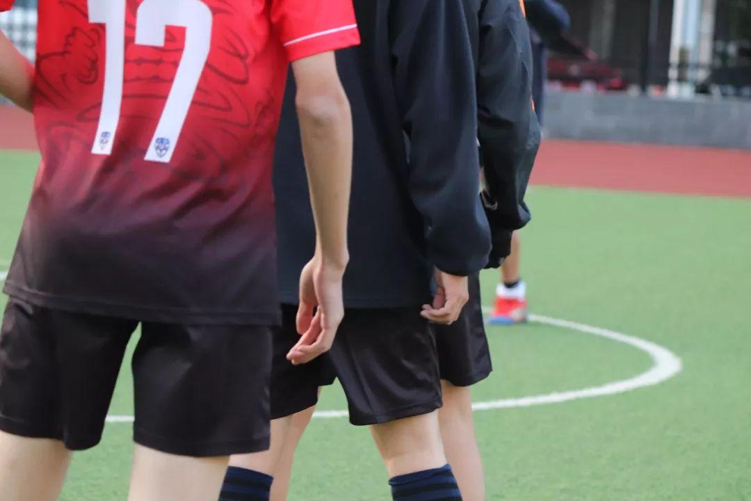 足球联赛 | 上实剑桥 vs 平和图片_63
