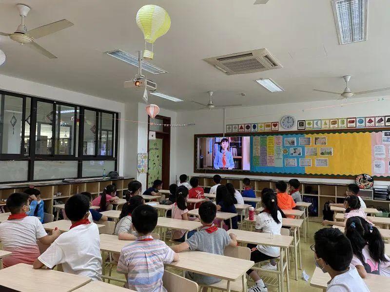G1-G3 | 返校复课,重逢真好图片_2097151 G1-G3 | 返校复课,重逢真好图片_2097151