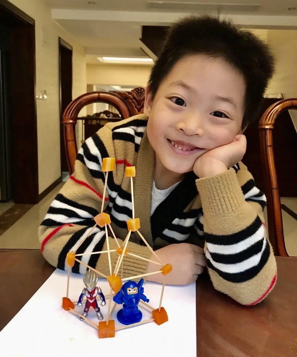 战“疫”进行时——尚德Preschool娃娃的寒假日记图片_562949953421311 战“疫”进行时——尚德Preschool娃娃的寒假日记图片_562949953421311