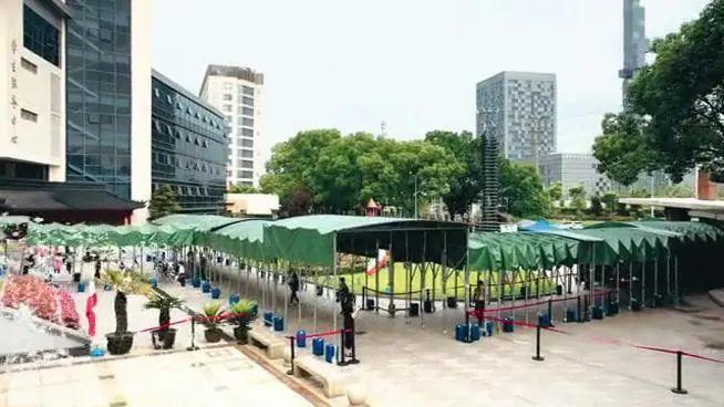 风淅淅，雨纤纤——记尚德校园不期而遇的温暖图片_1