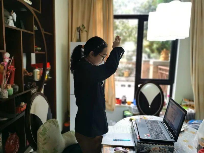 “春天就在不远处”——尚德实验学校线上升旗仪式图片_1125899906842623
