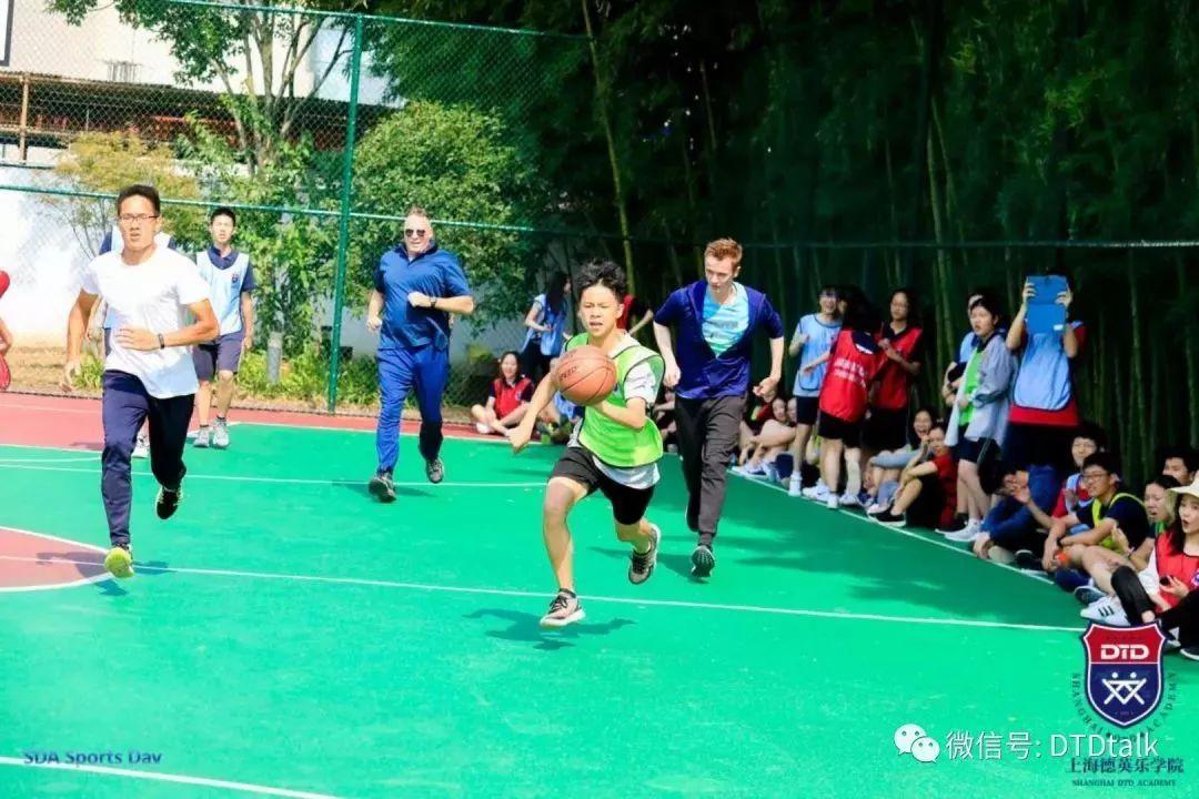 德英乐校园体育节——看奥运冠军为孩子们加油助威!图片_67108863 德英乐校园体育节——看奥运冠军为孩子们加油助威!图片_67108863