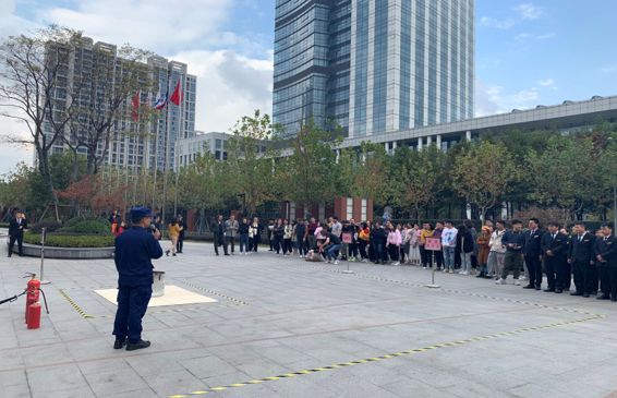 园区生活丨学院2019年“119”消防演习顺利举行图片_4194303