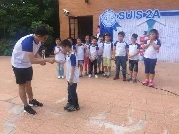 做一颗点燃学生心灵之火的火种图片_65535