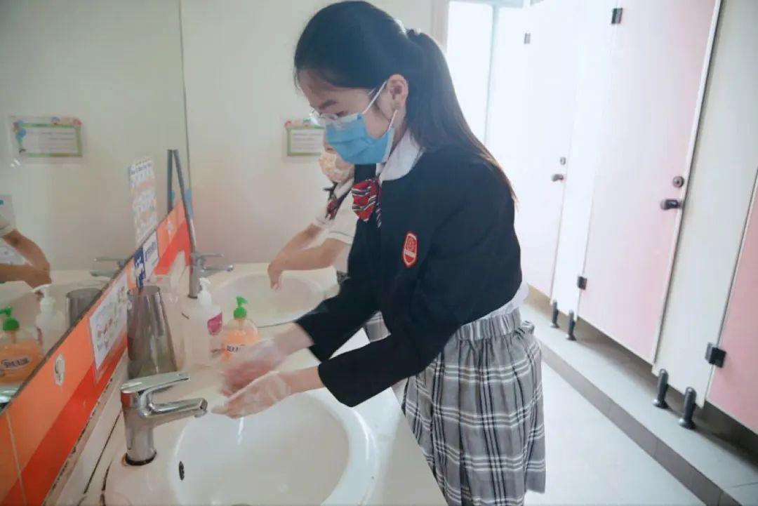 美丽的上实国际部,我们回来啦!图片_25108406941546723055343157692830665664409421777856138051583 美丽的上实国际部,我们回来啦!图片_25108406941546723055343157692830665664409421777856138051583