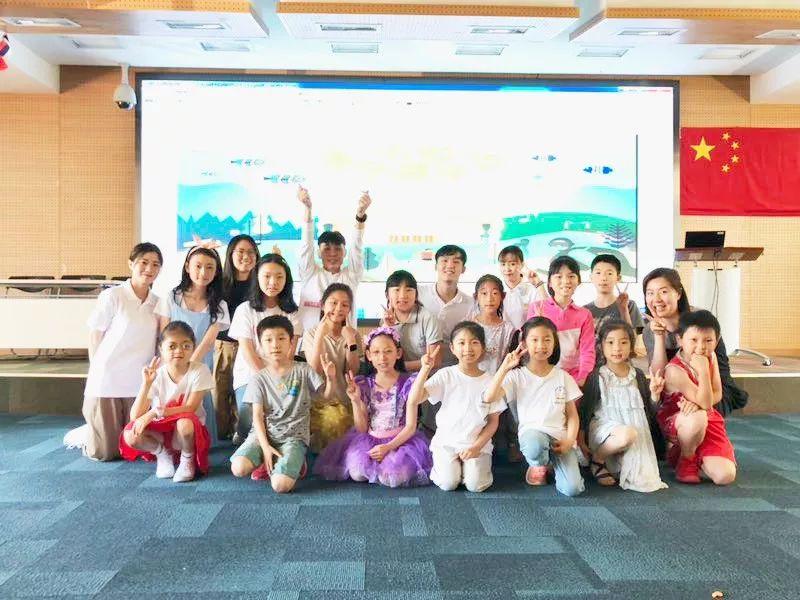 学习剧场礼仪，欣赏高雅歌剧 ——记2018SESID“六一”活动二部曲图片_4194303