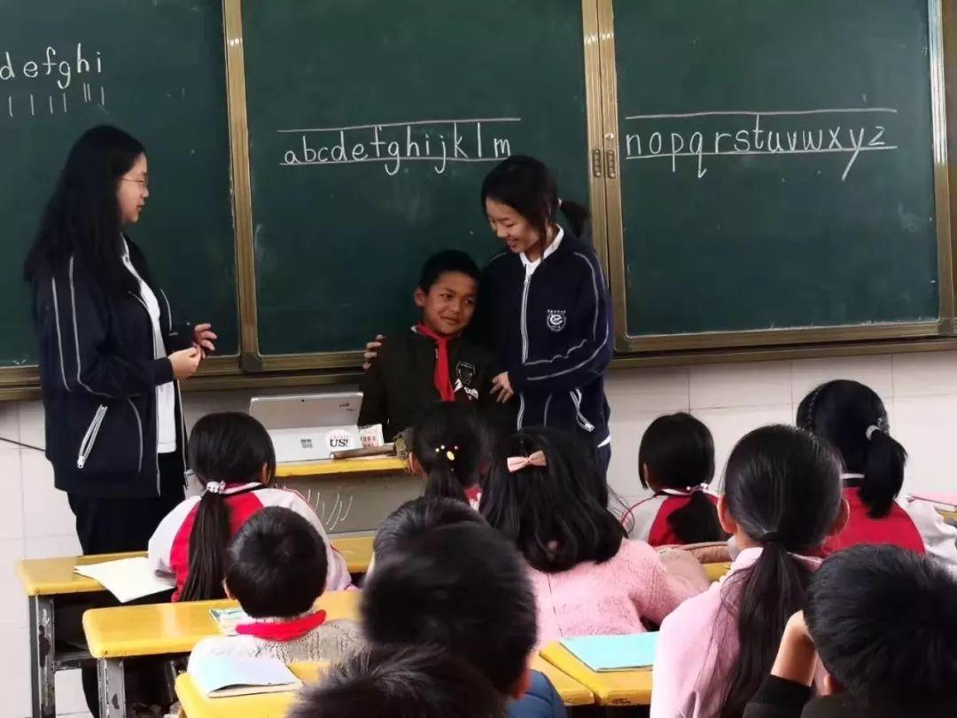 为爱守护,益行青春 | 记西南位育中学国际部2019学年元阳公益行助学活动 2图片_31 为爱守护,益行青春 | 记西南位育中学国际部2019学年元阳公益行助学活动 2图片_31