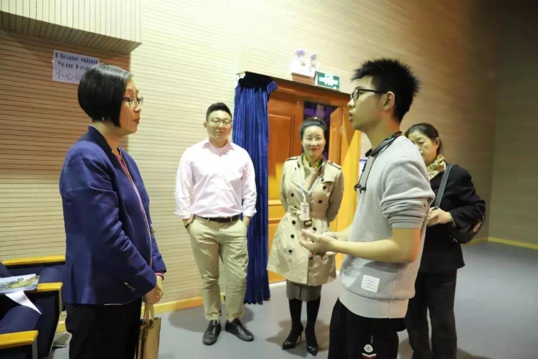 瑞士洛桑&雪城大学招生官老师访校,分享招生那些事儿!图片_16383 瑞士洛桑&雪城大学招生官老师访校,分享招生那些事儿!图片_16383
